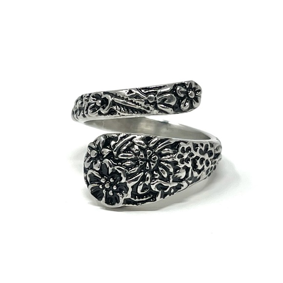 🌸Stainless Steel Spoon Ring with Flowers - Picture 3 of 8